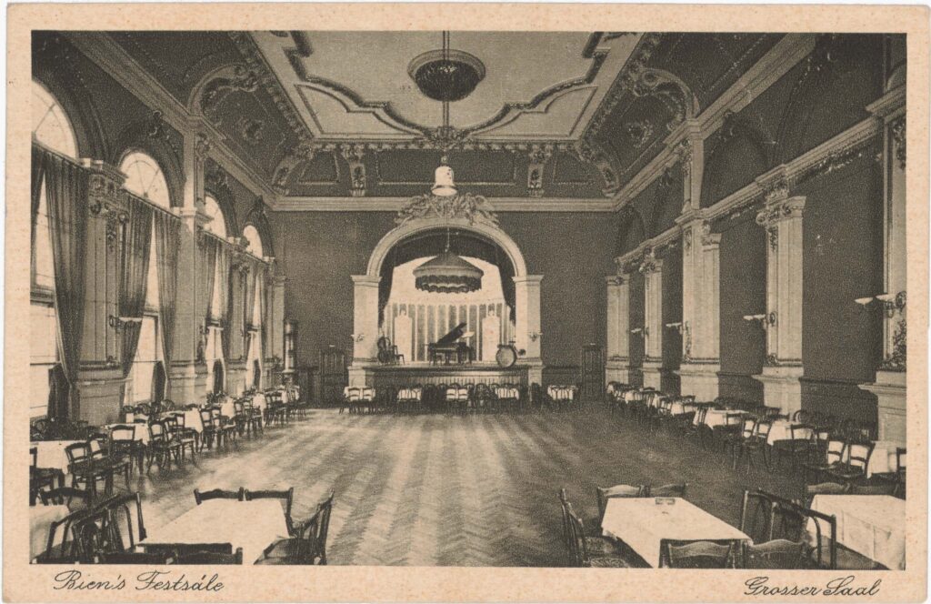 Stempel mit Verweis auf Ausspruch von NS-Propagandaminister Goebbels in Anlehnung an Hitlers „Vierjahresplan”. Kreuzbergstr. 48, o.D. (verschickt 1937), SPP / FHXB 2418