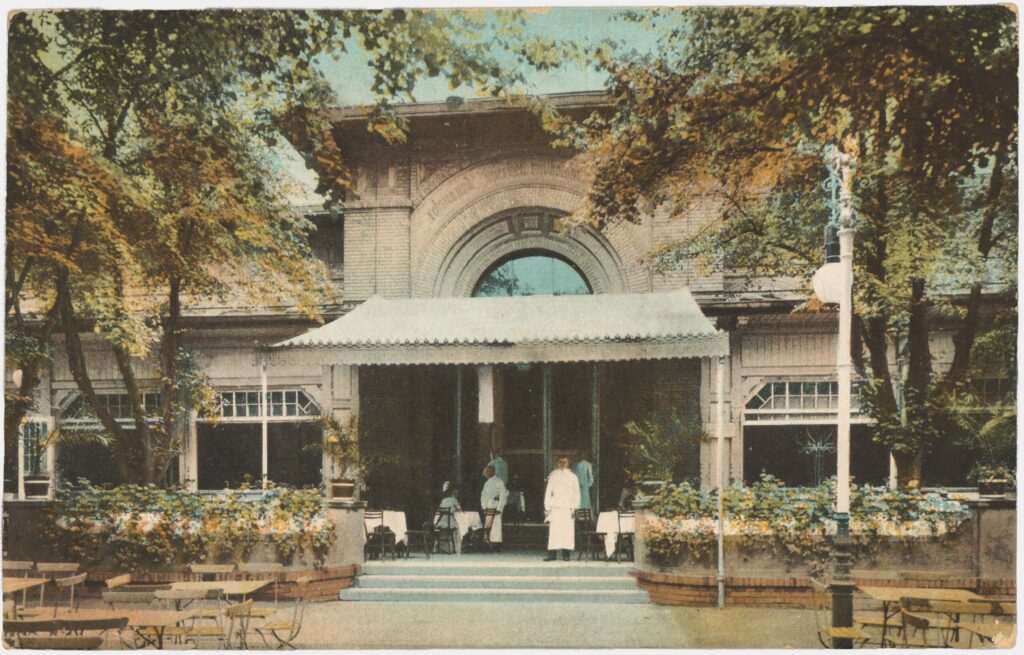 The same photograph was printed by the publisher both in black-and-white and in a colored version.Restaurant Unions-Brauerei, Hasenheide, 1912 (sent 1913), SPP / FHXB 1762